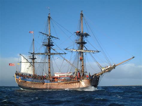 discovered the HMS Endeavour in Newport Harbour, Rhode Island?