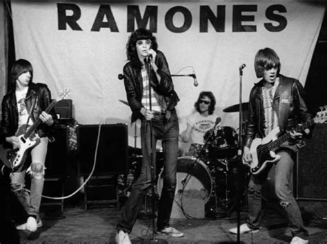 New York Series: The Ramones 'Rockaway Beach'