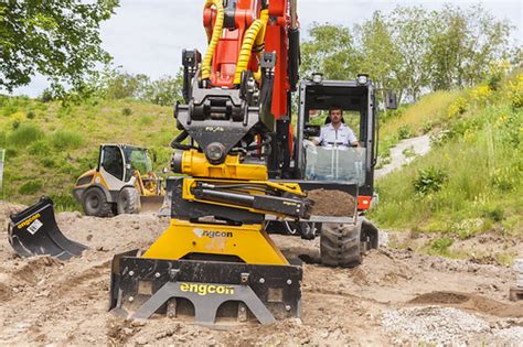 Kubota KX80 engcon EC209 tiltrotator | Photo: Olivier Van De… | Flickr