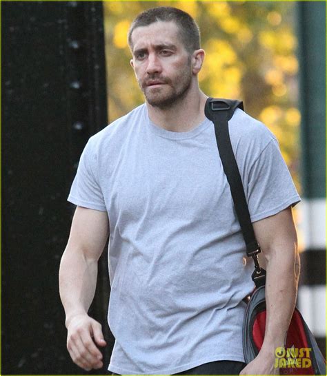 Jake Gyllenhaal Looks Great Even with Facial Injuries for 'Southpaw ...