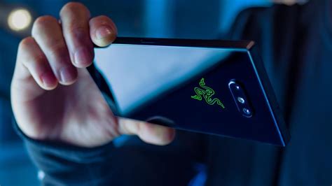 Prices for the Razer Phone 2 start dropping at many retailers