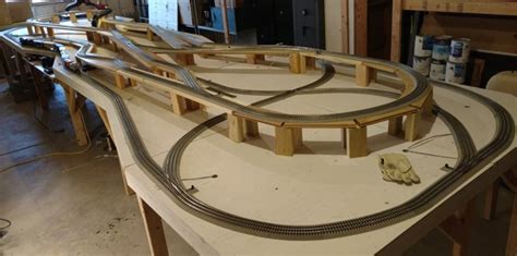 Michael's 11x27 foot O gauge Lionel layout - Two years of trial and ...