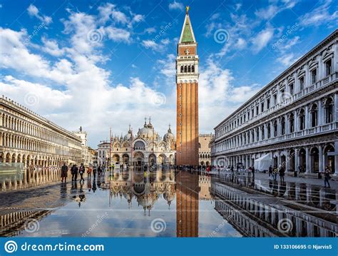 St Mark`s Square Flooded with Reflection in Venice, Italy Editorial ...