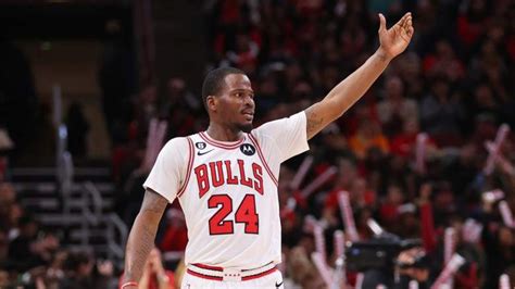 Eastern Conference Foe 'Keeping An Eye' on Bulls Wing Amid Possible Blowup