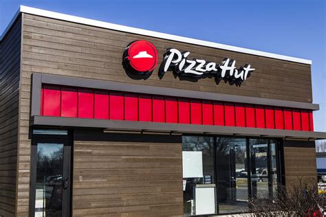 10 Best Pizza Hut Wing Flavors, Ranked - Shopfood.com