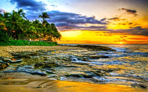 Serene Beach Sunset: A Stunning HD Wallpaper of Nature