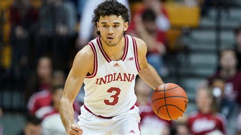 IU basketball player using NIL deals to pay sister's college debt | wthr.com