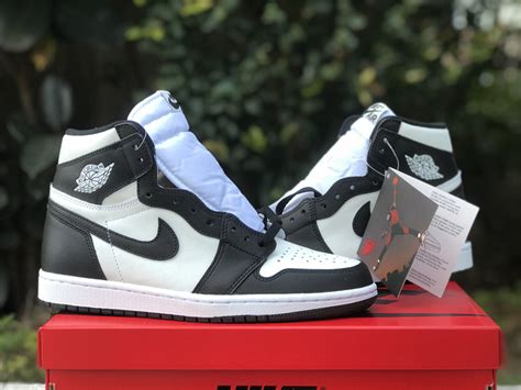 Air Jordan 1 Retro High 85 Black White 2023 BQ4422-001