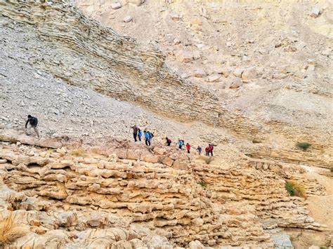 Hiking The Jebel Hafeet - Al Ain - Tripoto