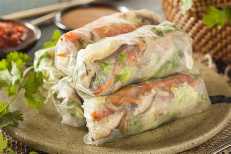 Refreshing Rice Paper Rolls: A Healthy Lunch Alternative