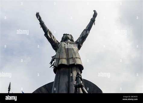 EDSA people power monument Stock Photo - Alamy