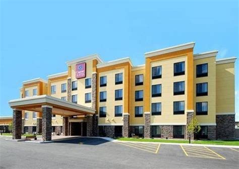 Comfort Suites Oshkosh (WI) - Hotel Reviews - TripAdvisor