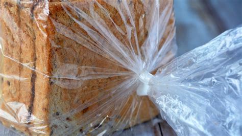 Why bread bags have different color twist ties | Fox Business