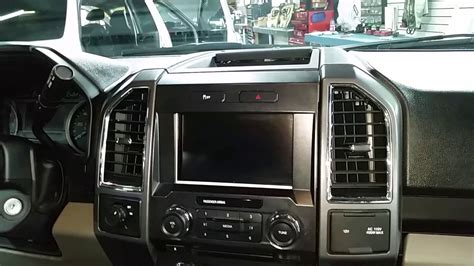 2017 ford f150 radio removal