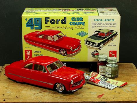 AMT 49 Ford Box Art Build | The Drastic Plastics Model Car Club | Car model, Model cars kits ...