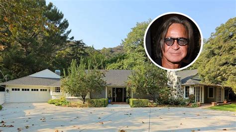 Mohamed Hadid Buys Quaint Beverly Hills House - Variety