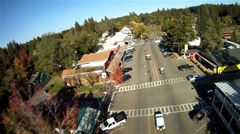 Georgetown California, flight down street with Heli and Gopro - HDR ...