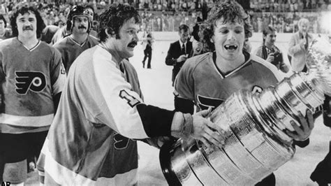 FLYERS ARE 10-1 TO WIN THEIR FIRST STANLEY CUP SINCE 1975! | Fast ...