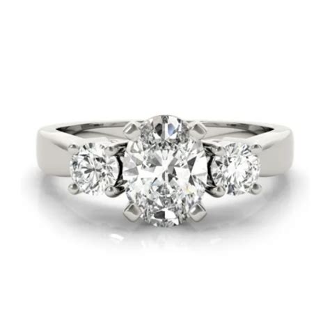 The Olivia Culpo Engagement Ring - Clean Origin Blog