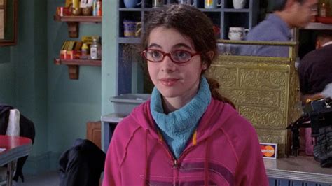 Gilmore Girls: 10 of Anna Nardini’s Biggest Mistakes