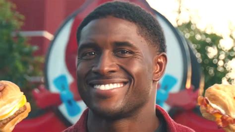 Why Reggie Bush's Wendy's Commercial Has The Internet Buzzing