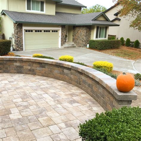 Front yard with sitting area, Calstone quarry Pavers! | Paver Designs | Pinterest | Front yards ...