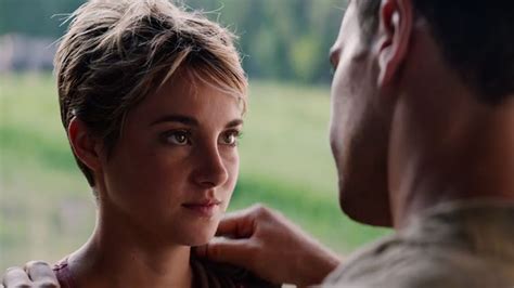 SparkLife » EXCLUSIVE Sneak Peek at Insurgent Reveals Tris's Haircut, the Amity Faction ...