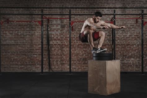 How To Do Box Jumps (Form and Benefits) - Steel Supplements