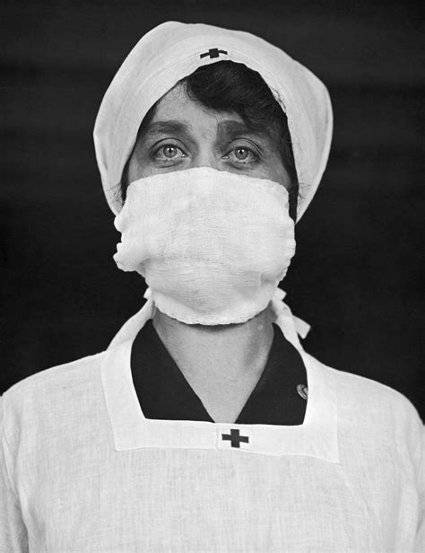 Vintage Photos of People Wearing Masks During the 1918 Influenza Pandemic, One of the Deadliest ...