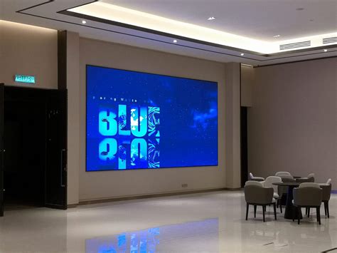 Vibrant Indoor LED Screen - HeloLED