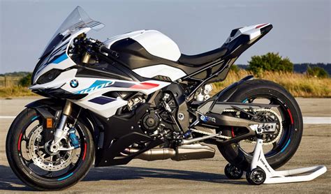 2023 BMW Motorrad S1000RR gets 210 hp, slide control, new winglets and redesigned fairing ...