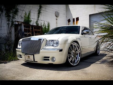 Modified Cars: Modified Chrysler 300c