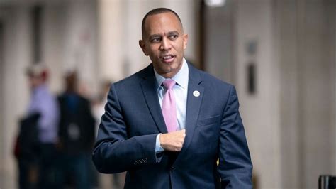 Hakeem Jeffries makes history as 1st Black party leader in Congress ...