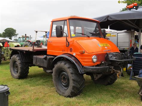 Unimog 421