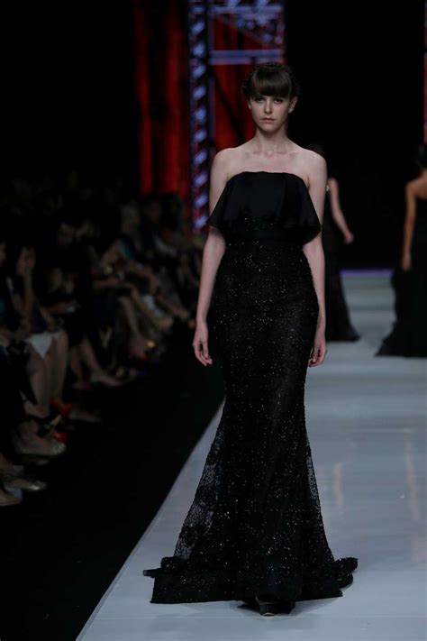 Jakarta Fashion Week 2014: Ivan Gunawan | FashionWindows Network