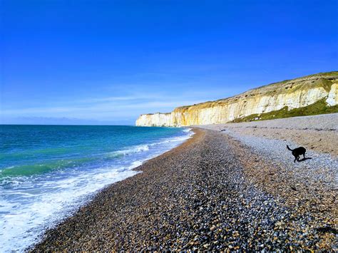 Newhaven beach 🏖️ Newhaven, East Sussex, United Kingdom - detailed ...