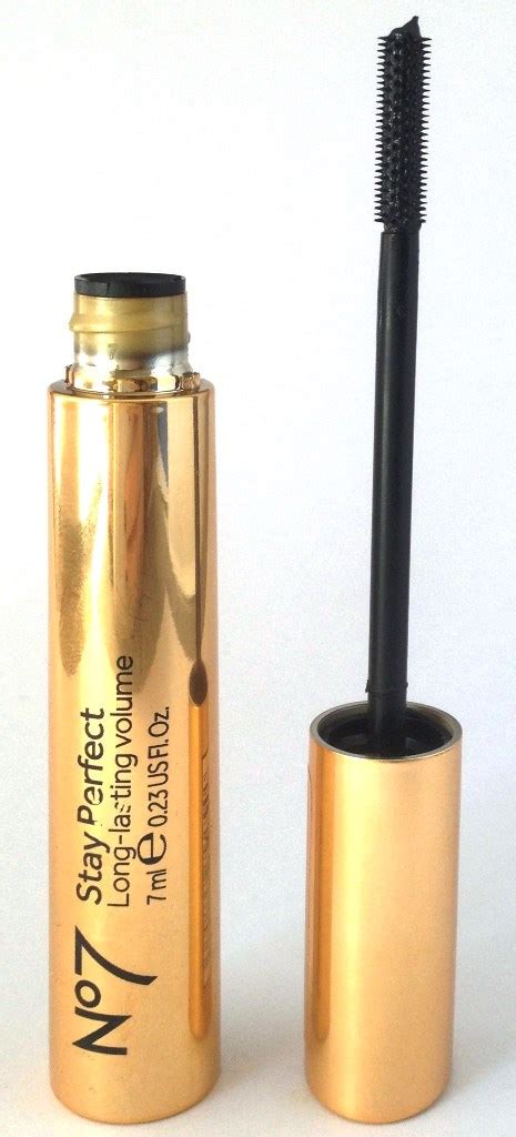 BeautySwot: No7 Stay Perfect Long Lasting Volume Mascara - Review