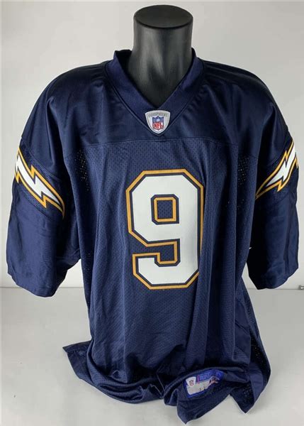 Lot Detail - Drew Brees Signed Rookie-Era Chargers Jersey (Beckett/BAS)