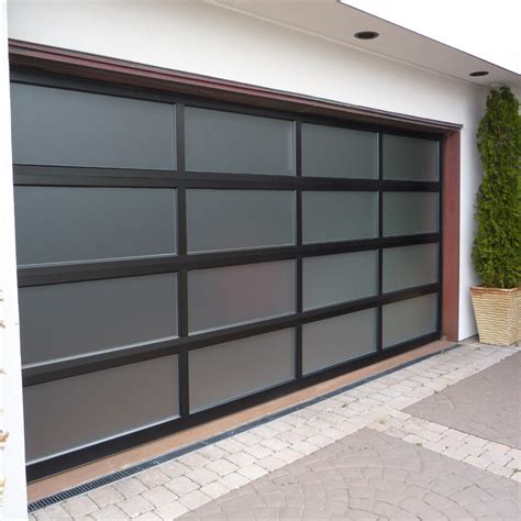 Modern Look Aluminum Frosted Glass Overhead Garage Door from China - Master Well Enterprise Limited