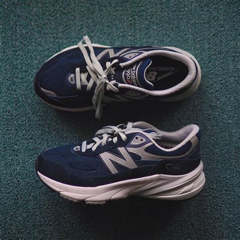 The New Balance 990v6 Surfaces in a Classic "Navy" Colorway | HOUSE OF HEAT