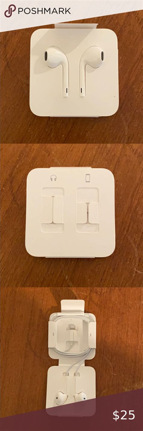 Apple EarPods (Wired Headphones) Lightning Connector Built-in Remote ...