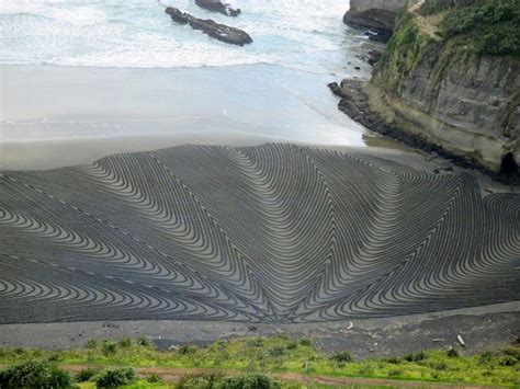 Beach sand art by Simon Beck (2) | HD Wallpapers