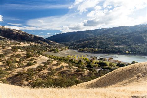 The low water levels of Lake Del Valle after a long summer