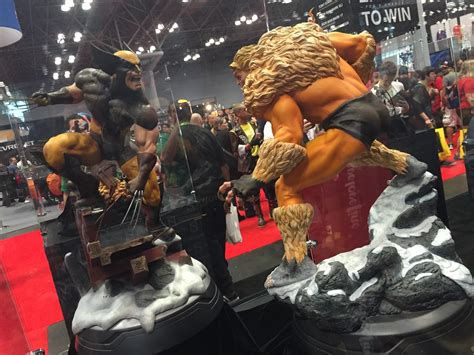 NYCC 2015: Sideshow Marvel Statues! Final 12" Deadpool! - Marvel Toy News