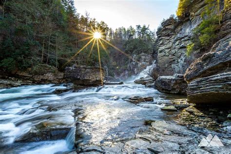 Linville Gorge hiking & adventure guide - Asheville Trails