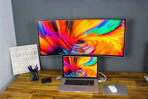 10 Options for the Best Curved Monitor For Graphic Design