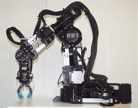 Real Robot One is a high-performance robotic arm that you can build yourself | Arduino Blog