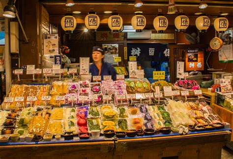 Nishiki Market: Foodie Paradise in Kyoto, Japan — No Destinations