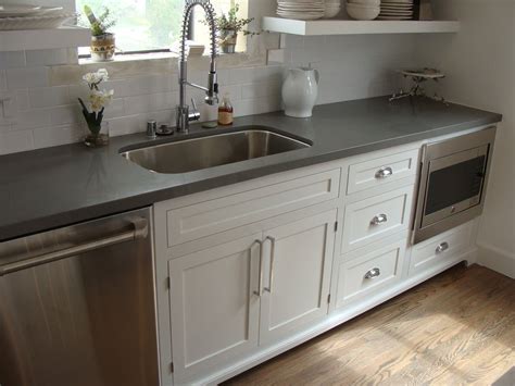 Grey Quartz Countertops for Kitchens – HomesFeed