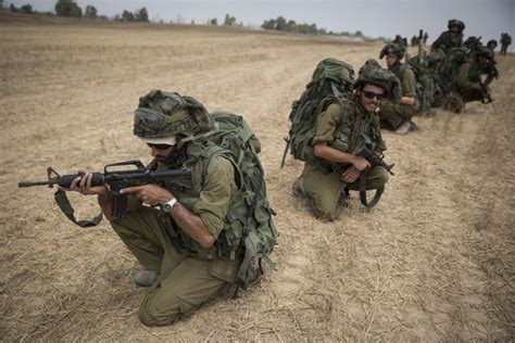 Idf Soldier - Where did the IDF's money disappear to, anyway? | The ... / The idf have ...